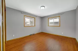 8224 Beech Ave, Munster, IN 46321 - Photo 20