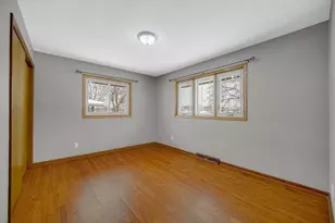 8224 Beech Ave, Munster, IN 46321 - Photo 18