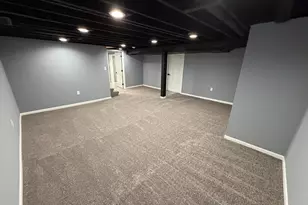 4617 Harrison St, Gary, IN 46408 - Photo 26