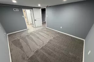 4617 Harrison St, Gary, IN 46408 - Photo 28