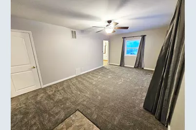 2725 W 42nd Avenue, Gary, IN 46408 - Photo 4