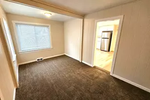 1645 W 40th Ave, Gary, IN 46408 - Photo 6