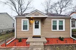 1645 W 40th Ave, Gary, IN 46408 - Photo 1