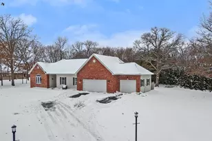 10296 Timberland Dr, Wheatfield, IN 46392 - Photo 2