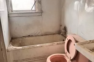 640 Polk St, Gary, IN 46402 - Photo 8