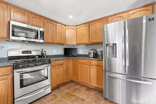 7391 Cedar Creek Cir, Portage, IN 46368 - Photo 12