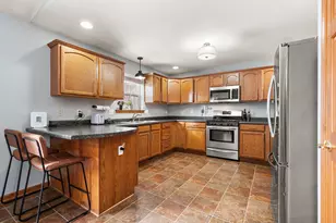 7391 Cedar Creek Cir, Portage, IN 46368 - Photo 10