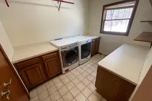 9710 Rustic Dr, Demotte, IN 46310 - Photo 10