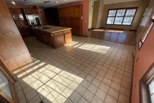 9710 Rustic Dr, Demotte, IN 46310 - Photo 8