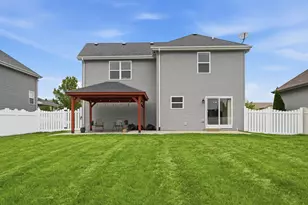 9163 W 103rd St, Saint John, IN 46373 - Photo 4