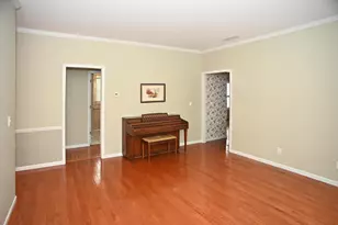 1220 Bostwick Ave, Chesterton, IN 46304 - Photo 6