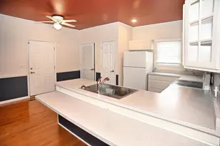 1220 Bostwick Ave, Chesterton, IN 46304 - Photo 2