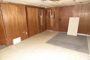 2901 Fairview Ave, Lake Station, IN 46405 - Photo 16