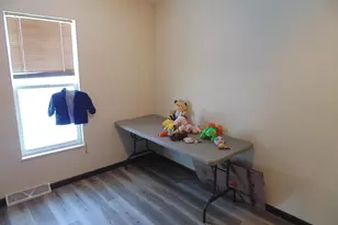 2901 Fairview Ave, Lake Station, IN 46405 - Photo 12