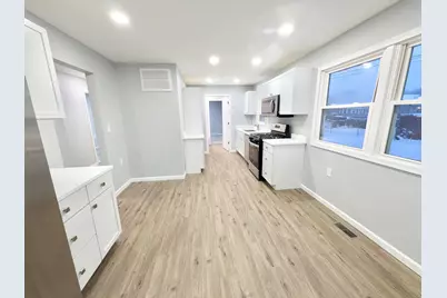 382 Pinewood Drive, Valparaiso, IN 46385 - Photo 2