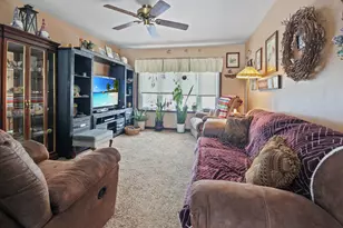 9272 Vigo St, Crown Point, IN 46307 - Photo 10