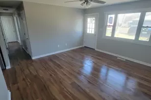 1348 S Illinois St, Hobart, IN 46342 - Photo 4