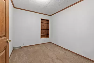 739 S Belford Road, Hebron, IN 46341 - Photo 14