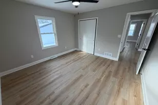 714 N Rensselaer St, Griffith, IN 46319 - Photo 16