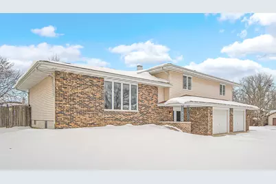 308 King Henry Drive, Schererville, IN 46375 - Photo 2