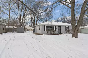 2782 Eleanor St, Portage, IN 46368 - Photo 2