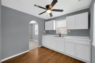 204 S Colorado St, Hobart, IN 46342 - Photo 2