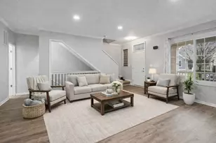 322 Sherman Ave, Chesterton, IN 46304 - Photo 2