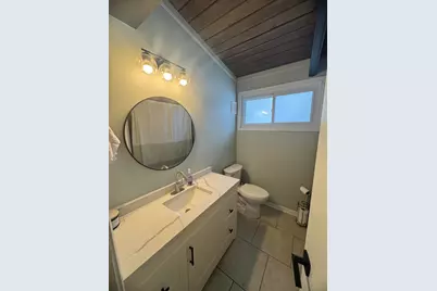 1840 W 61st Avenue, Merrillville, IN 46410 - Photo 12