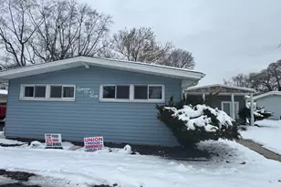 1840 W 61st Ave, Merrillville, IN 46410 - Photo 1