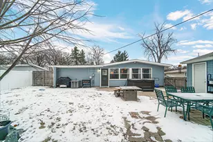 1840 W 61st Ave, Merrillville, IN 46410 - Photo 4