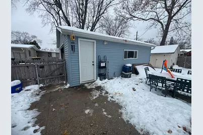 1840 W 61st Avenue, Merrillville, IN 46410 - Photo 4