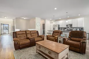 9186 Green Meadow Dr, Cedar Lake, IN 46303 - Photo 4