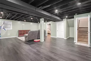 9186 Green Meadow Dr, Cedar Lake, IN 46303 - Photo 16