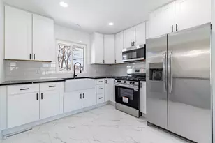 6806 Maryland Ave, Hammond, IN 46323 - Photo 12