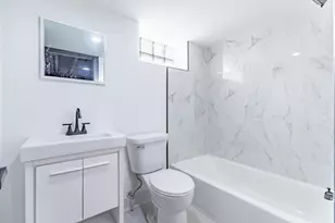 6806 Maryland Ave, Hammond, IN 46323 - Photo 28