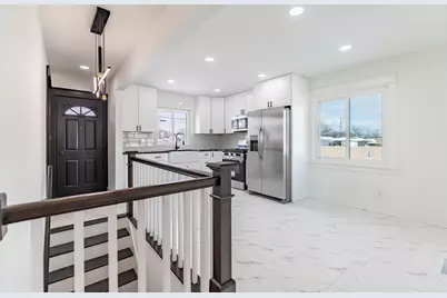 6806 Maryland Avenue, Hammond, IN 46323 - Photo 10