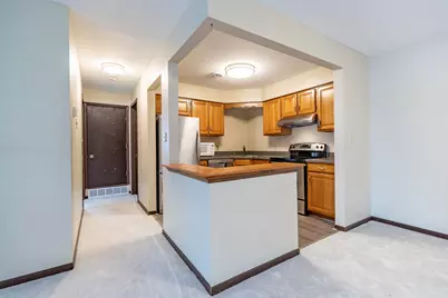 931 W Glen Park Avenue #204, Griffith, IN 46319 - Photo 8