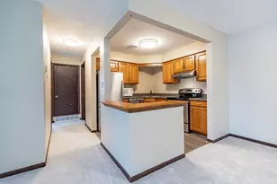 931 W Glen Park Ave, Griffith, IN 46319 - Photo 8