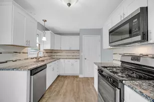 2684 W 61st Ave, Merrillville, IN 46410 - Photo 10