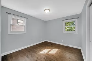 2684 W 61st Ave, Merrillville, IN 46410 - Photo 16