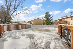 1407 Peachtree Dr, Valparaiso, IN 46383 - Photo 22