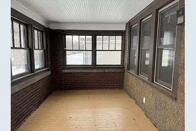 105 E Allen Street, Kentland, IN 47951 - Photo 6