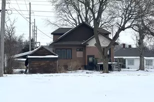 105 E Allen St, Kentland, IN 47951 - Photo 4