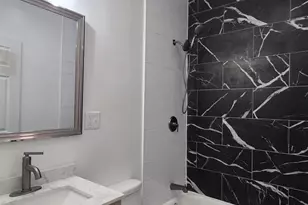 308 Pierce St, Gary, IN 46402 - Photo 12