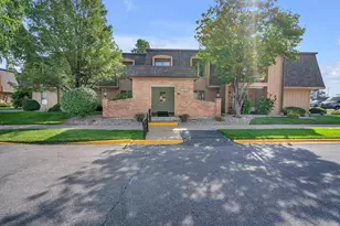 8745 Janeway Ct, Munster, IN 46321 - Photo 24