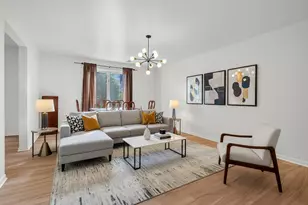 8745 Janeway Ct, Munster, IN 46321 - Photo 2