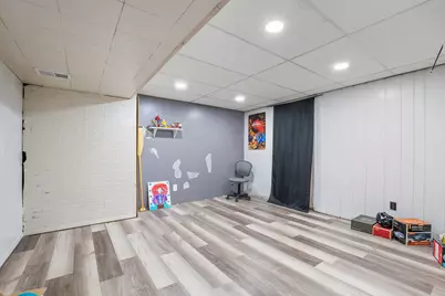 3030 N Lake Park Avenue, Hobart, IN 46342 - Photo 26