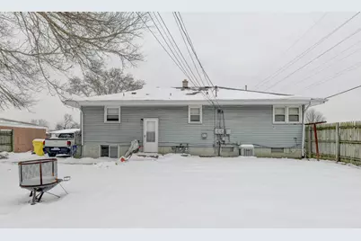 902 N Wood Street, Griffith, IN 46319 - Photo 2