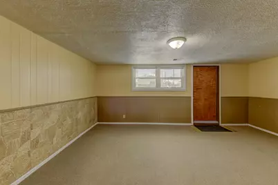 902 N Wood Street, Griffith, IN 46319 - Photo 8