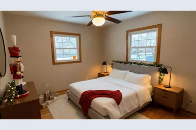 736 Cottonwood Drive, Dyer, IN 46311 - Photo 10